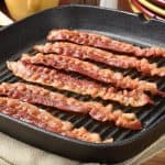 Carbs in Bacon – Everything You Need to Know