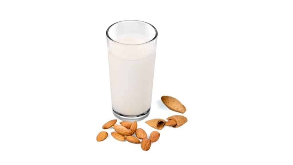 almond milk low carb